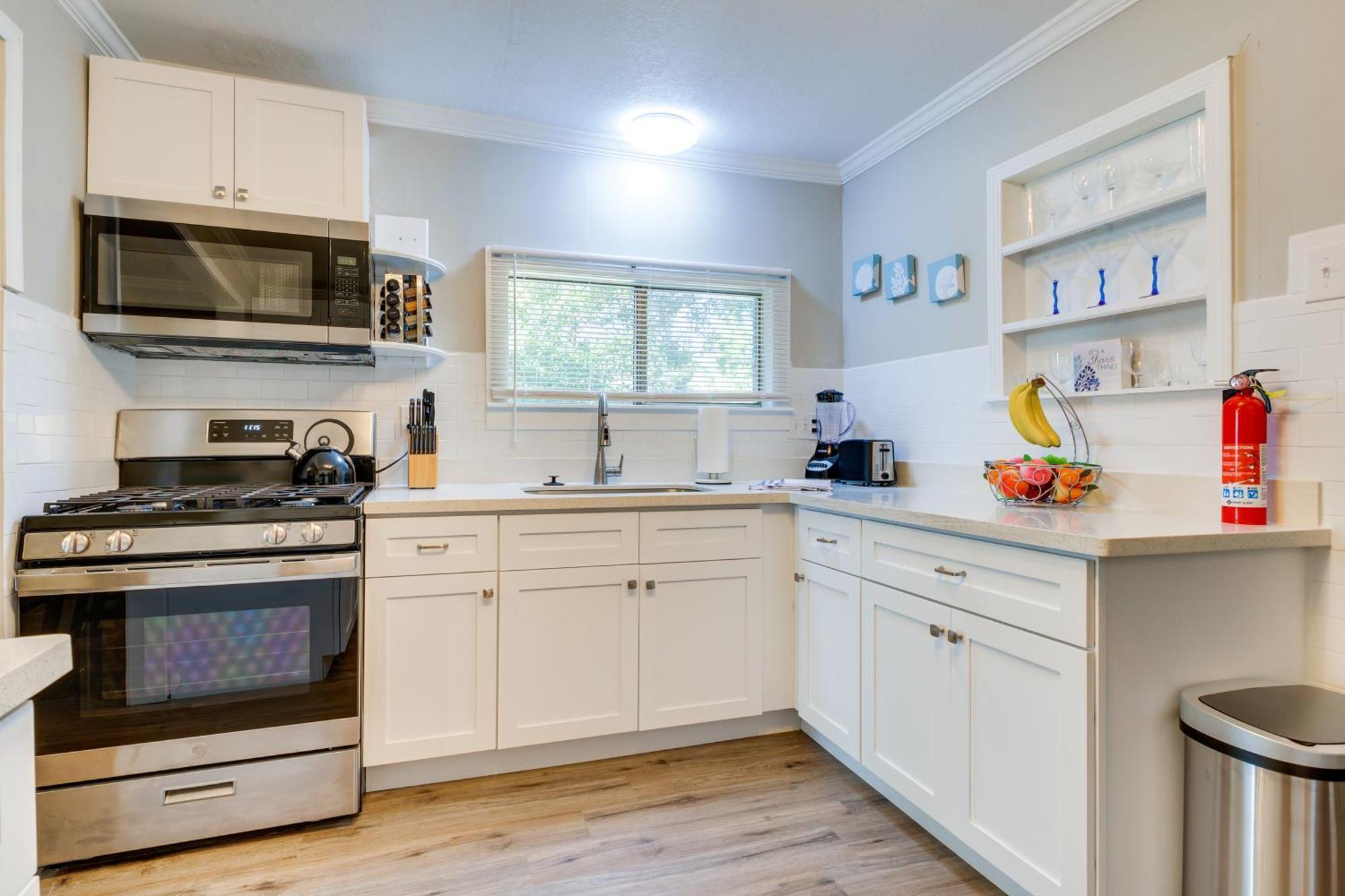 Charming Gulfport Home About 2 Mi To Marina Экстерьер фото
